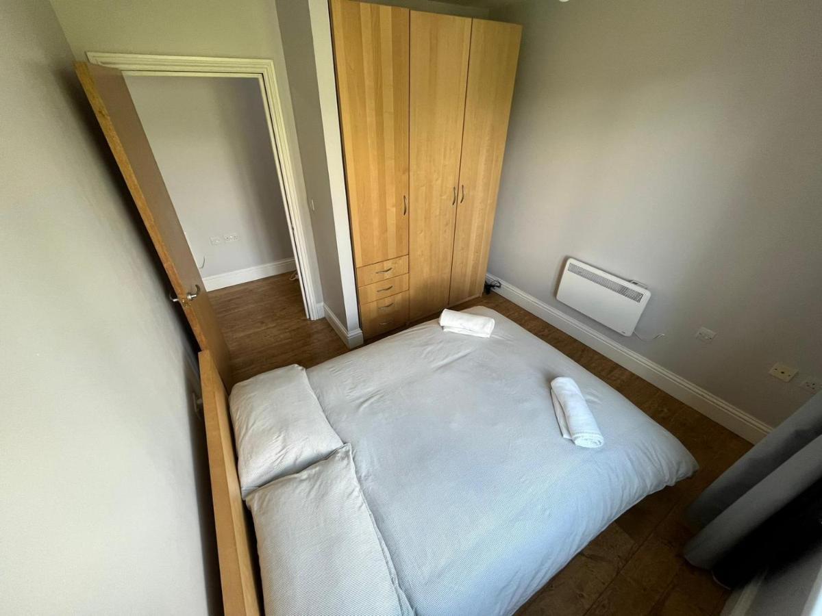London Modern Flat Near Transports Apartment Bagian luar foto